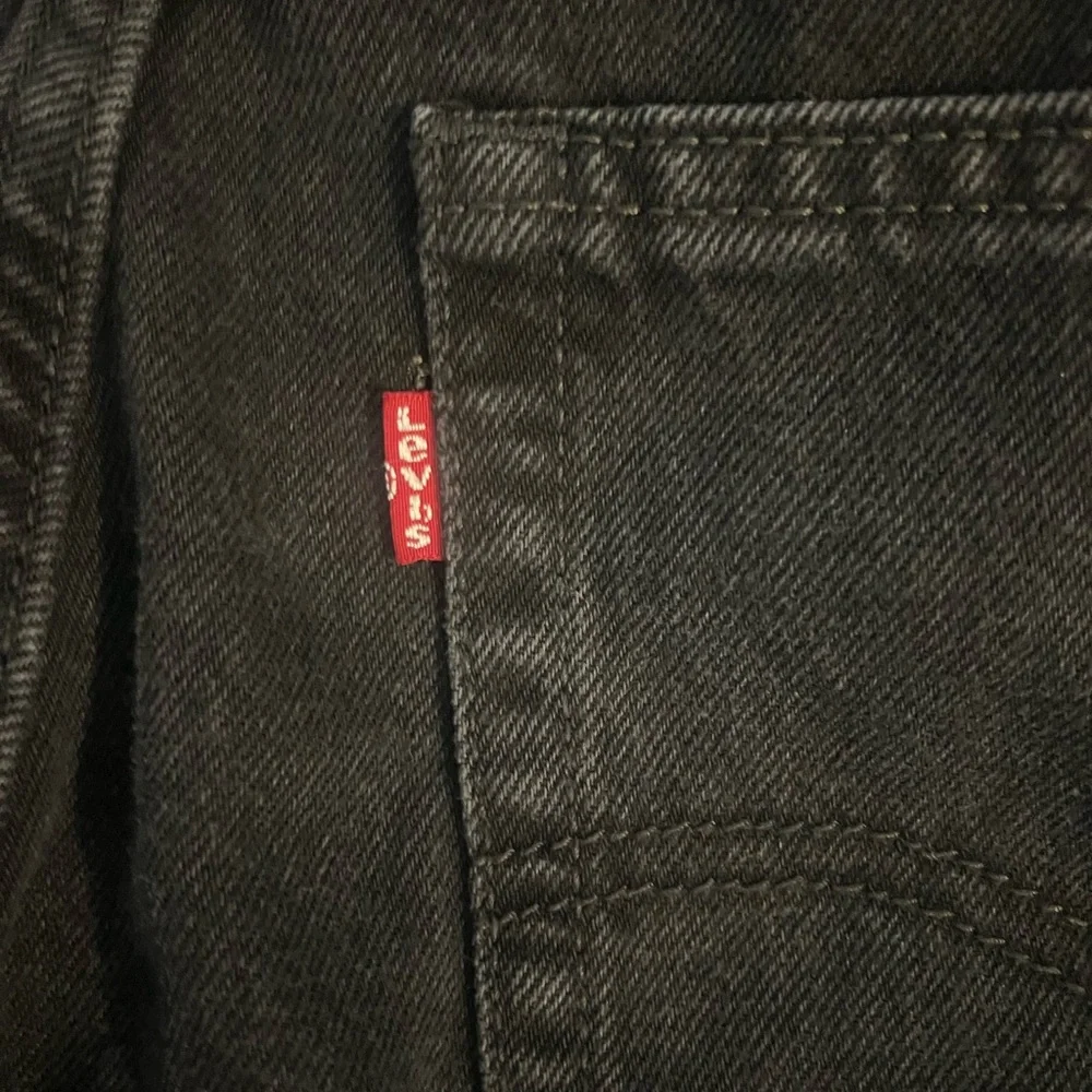 Levi's Black Women's Jeans - Picture 5 of 6